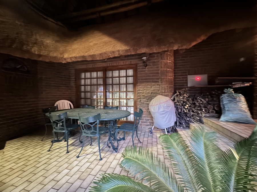 6 Bedroom Property for Sale in Doringkruin North West